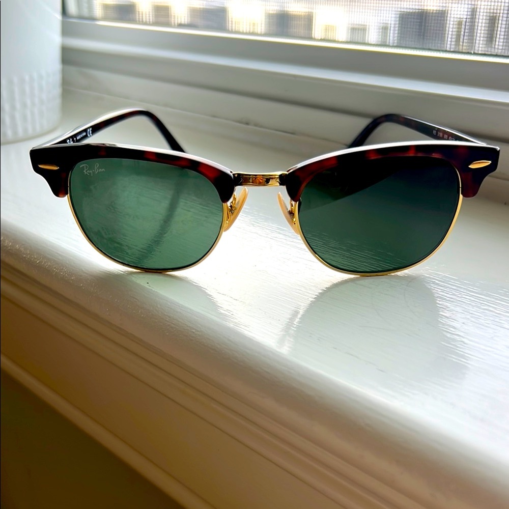 Ray-Ban classic clubmaster Tortoise Sunglasses (size M) 49-21